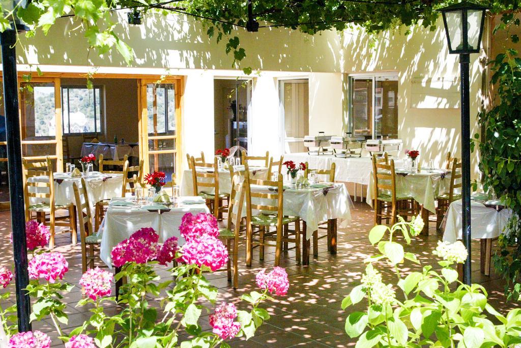Capuralli Hotel Pedhoulas Exterior foto